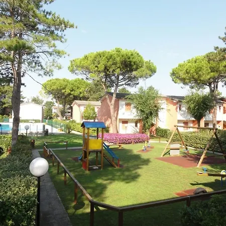Terraced With Garden And Pools Villa *